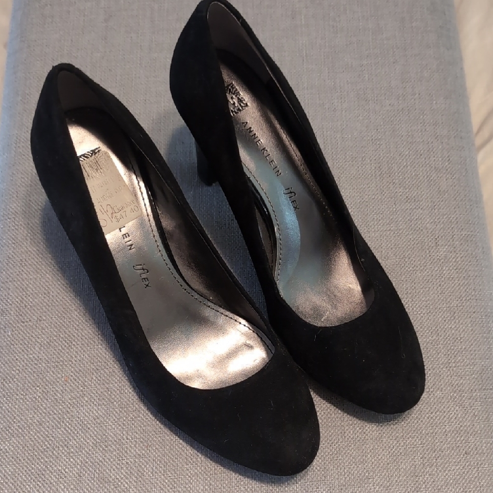 Anne Klein Black Suede Heels